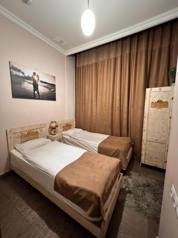 Hotel California Boutique Erivan Exterior foto