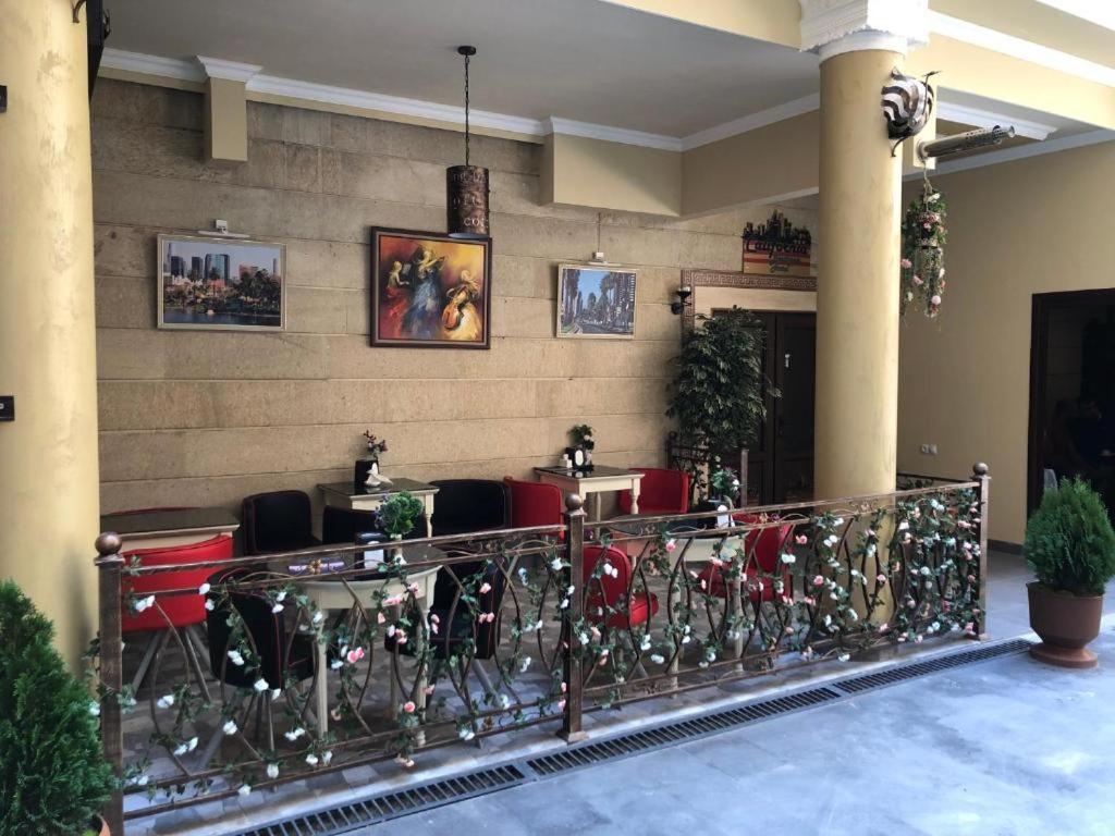 Hotel California Boutique Erivan Exterior foto